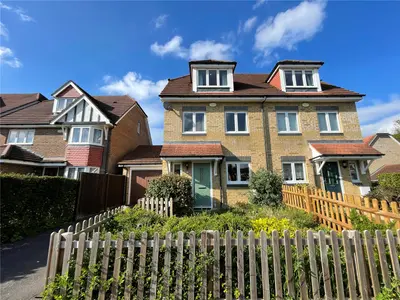 Luke Road East, Aldershot, Hampshire, GU11 3AX