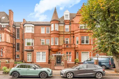Eton Avenue, Belsize Park, NW3