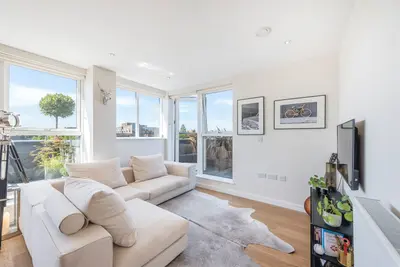 53 Oldridge Road, London, Greater London, SW12 8PP