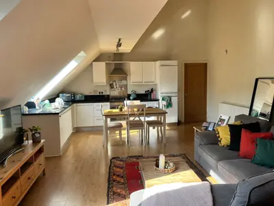 Bruntcliffe Road, Morley, LEEDS