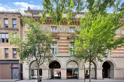Britton Street, London, EC1M