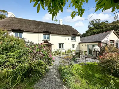West Putford, Holsworthy