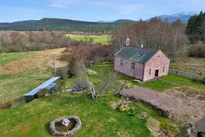 Crathie, Ballater, Aberdeenshire, AB35 5TQ
