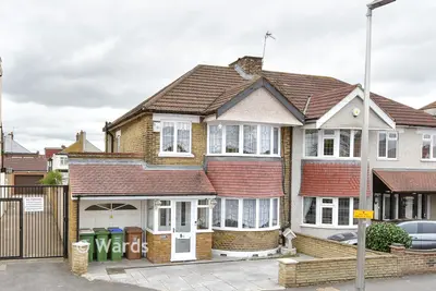Wrotham Road, Welling, DA16