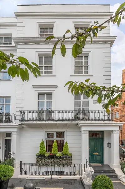 Walton Place, London, SW3