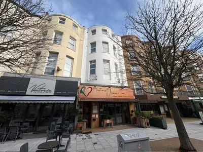Terminus Road, Eastbourne, BN21