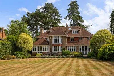 Cross Lane, East Common, Harpenden, Hertfordshire, AL5 1BX