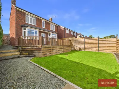 Summerhill Road, Little Mountain, LL11