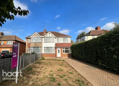 Mayne Avenue, Luton, LU4
