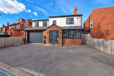 Thornes Road, Wakefield, WF2
