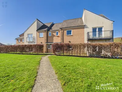 Wyatt Way, Aylesbury, HP18 0GT