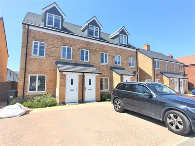 Ghent Field Circle, Thurston, BURY ST. EDMUNDS