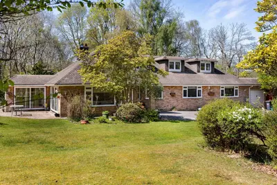 Zaynah Hophurst Hill, Crawley Down, Crawley, Crawley, RH10 4LP