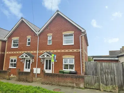 Silcombe Lane, Freshwater, PO40