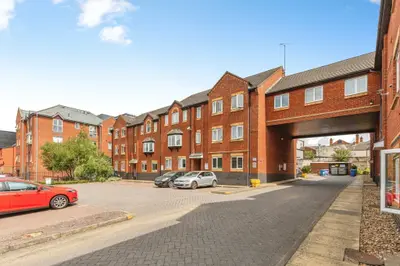 Lahnstein Court, Kettering