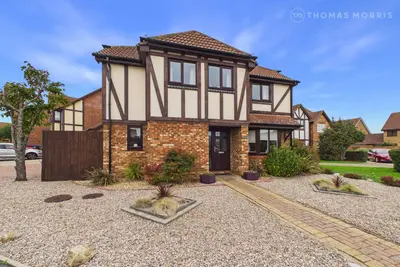 Owl Way, Hartford, PE29
