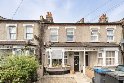 Bensham Grove, Thornton Heath, CR7