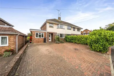 Canesworde Road, Dunstable, LU6