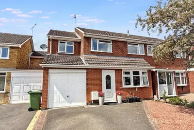 Abingdon Way, St Nicolas Park, CV11