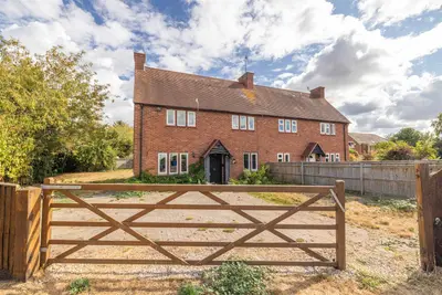 Meadow Way, Fifield, Maidenhead, SL6 2PE