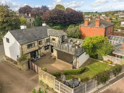 Main Street North, Aberford, LS25