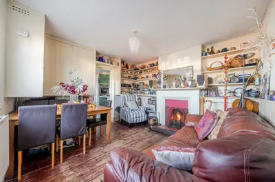 West Street, Havant, PO9