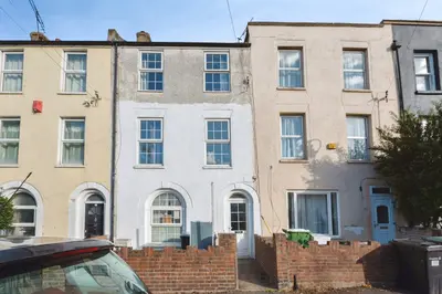 Wellington Street, Gravesend, DA12