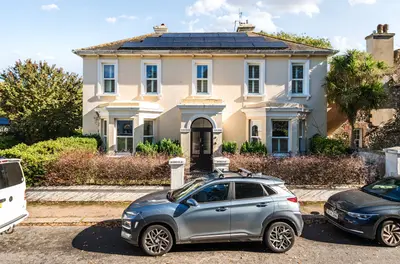 South Street, Tarring Village, BN14