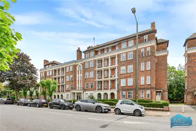 North End Road, London, NW11
