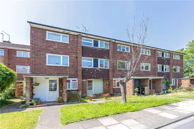 Cumberland Close, St Margarets, TW1
