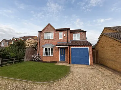 Headland Way, Navenby, LN5