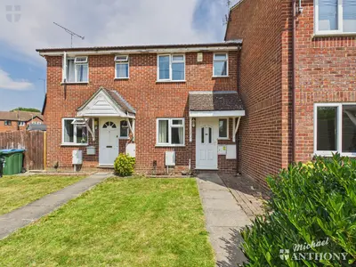 Parrot Close, AYLESBURY, HP21 8UU