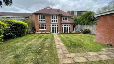 Marsh Lane, London, Greater London, NW7