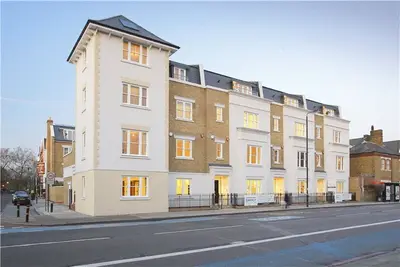 Battersea Park Road, London, SW11