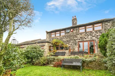 Hey Top, Oldfield, Keighley