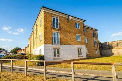 Warwick Crescent, Basildon, SS15