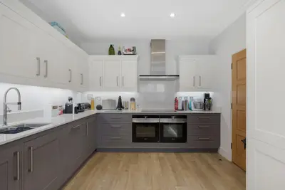 Roper Crescent, Sunbury-on-thames, TW16