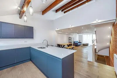 Elm Grove Business Centre, Elm Grove, Wimbledon, London, SW19 4BU