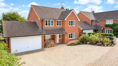 Queens Road, Alton, GU34