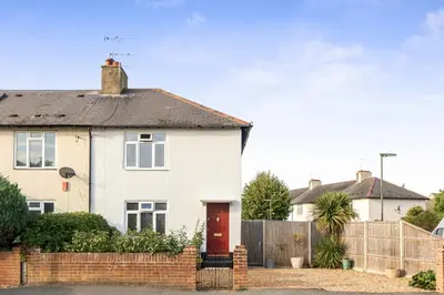 Manor Lane, Sunbury-on-Thames, TW16