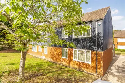Hetherington Way, Ickenham, UB10 8AT