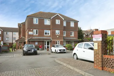 Westbury Road, Fareham, PO16