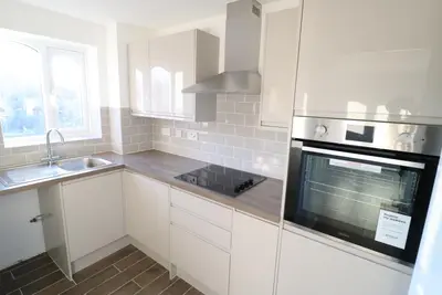 Cherry Blossom Close, Palmers Green, N13