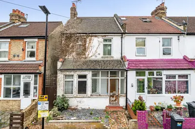 Livingstone Road, Hounslow, TW3