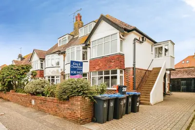 Aglaia Road, Worthing, BN11