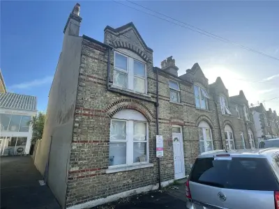 Commercial Road, Eastbourne, BN21