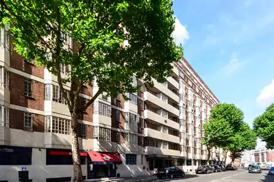 685 Chelsea Cloisters, Sloane Avenue, London