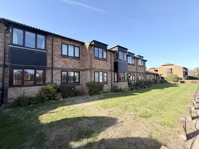 Pagham Road, Bognor Regis, PO21