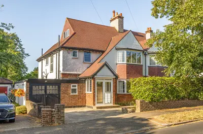 Highfield Road, Purley CR8 2JG
