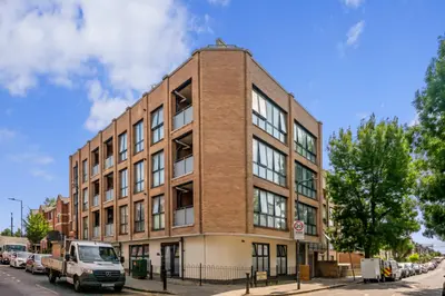 Rucklidge Avenue, London, NW10